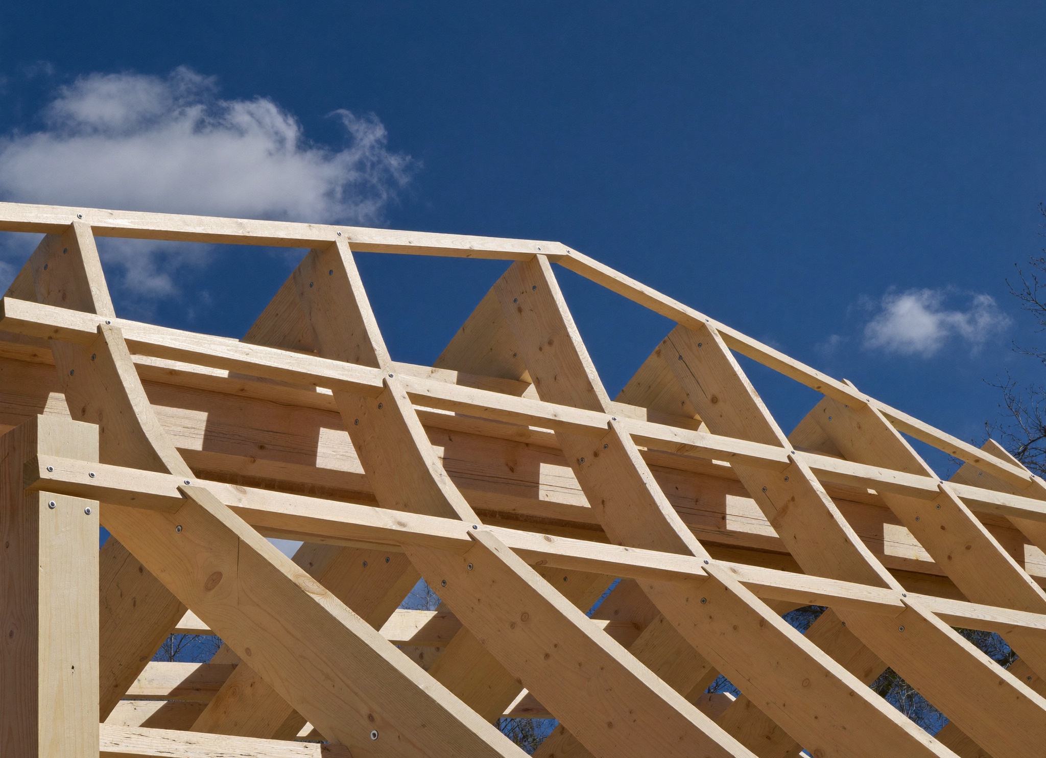 Neuer Dachstuhl aus Holz